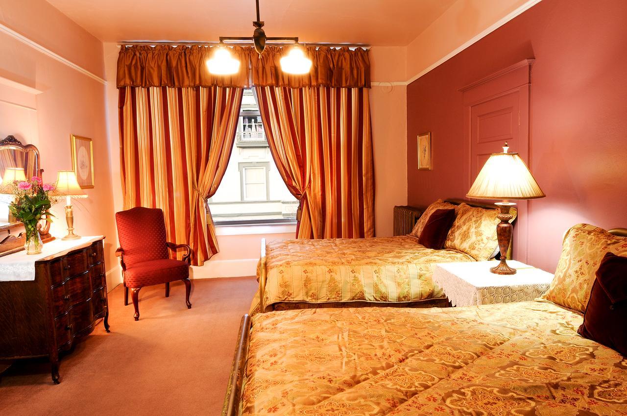 Columbia Hotel Ешленд Екстер'єр фото